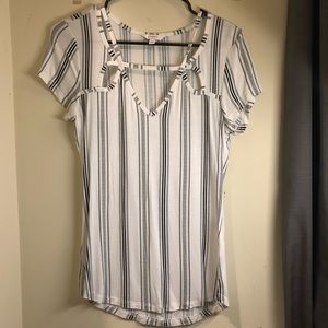 candies short sleeve black and white striped shirt